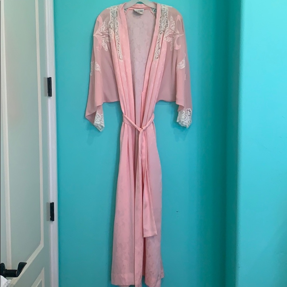 Vintage Pink Natori Robe Size M